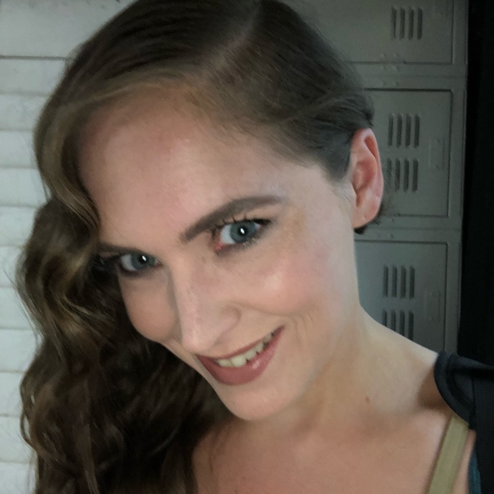 Meet your Posher, Angie